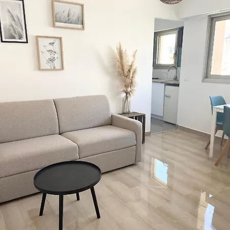 Apartment Excellent Emplacement: Plein Coeur De Ville, Croisette Et Rue D'antibes Cannes