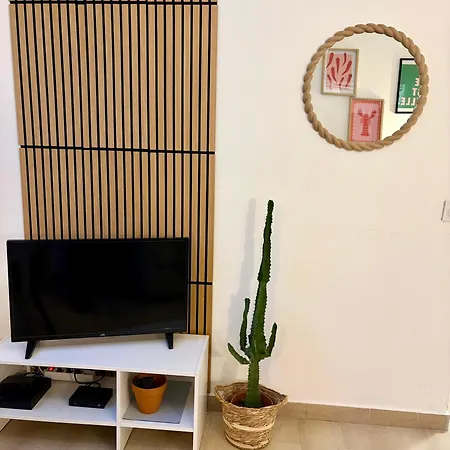 아파트 Excellent Emplacement: Plein Coeur De Ville, Croisette Et Rue D'antibes 칸느